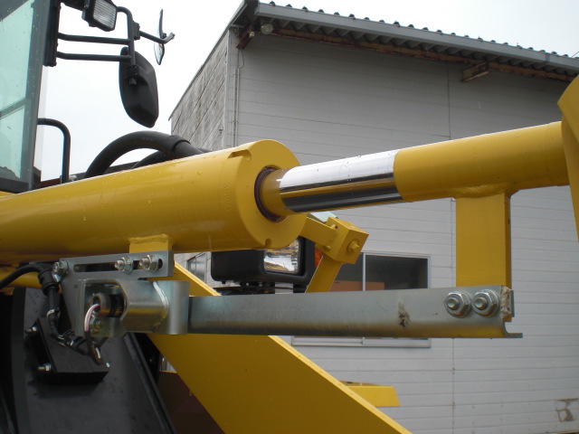 WA100-8 13.JPG